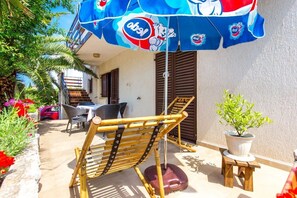 Outdoor dining - Apartment Marcel (16046-A1) - Medulin (Medulin)