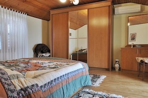 2 bedrooms, bed sheets - Villa Maria (100111-K1) - Cervar - Porat (Porec) (Cervar - Porat (Porec))