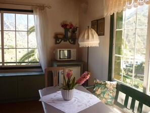 Interior - Casa Claudia in Hanglage mit Meerblick by Interhome (Hermigua)