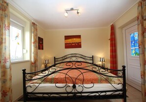 3 bedrooms, free WiFi - Strandnaher Bungalow renoviert, Dornumersiel (Dornumersiel)