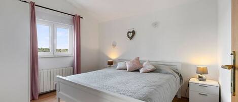 2 chambres, accès Internet, draps fournis