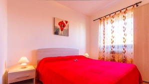 2 bedrooms, Internet, bed sheets - Apartments Valbandon (16035-A3) - Valbandon (Valbandon)