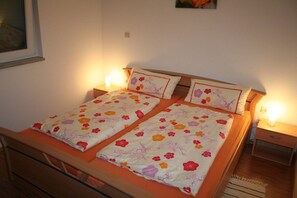 1 bedroom, Internet, bed sheets - Apartments Mara (16036-A1) - Liznjan (Liznjan)