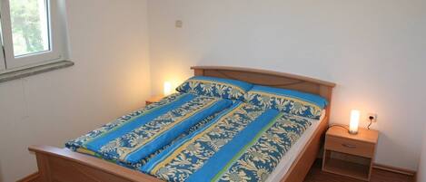 1 soverom, internettilgang og sengetøy