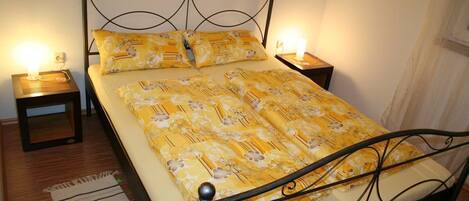 1 soverom, internettilgang og sengetøy