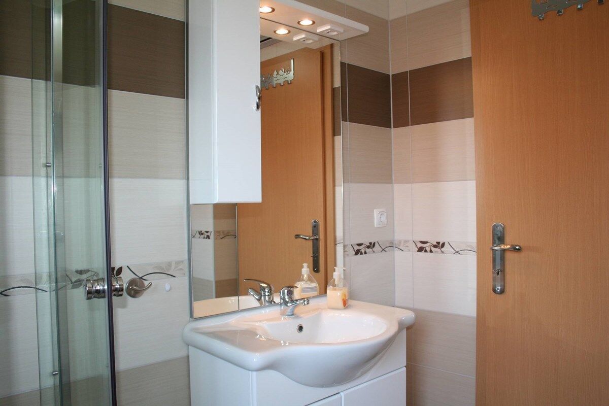 Douche, serviettes fournies