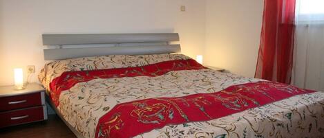 1 soverom, internettilgang og sengetøy