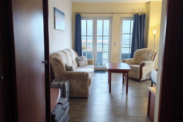 Blick ins Zimmer von der Tür aus