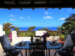Outdoor dining - Casa Roco I by Interhome (La Asomada)