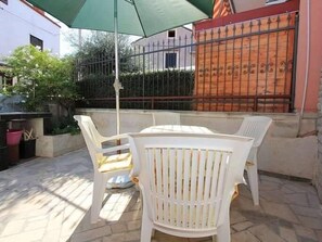 Outdoor dining - Casa Bella (16076-K1) - Pomer (Pomer)