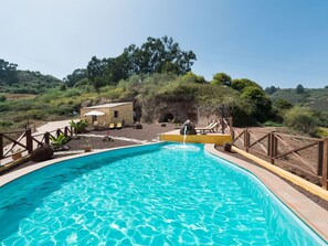 Pool - Naturasuite by Interhome (San Fernando)