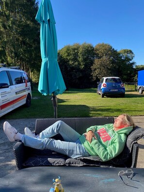 Property grounds - Apartment 'Ferienwohnung' with Private Terrace, Shared Garden and Wi-Fi (Heringsdorf)