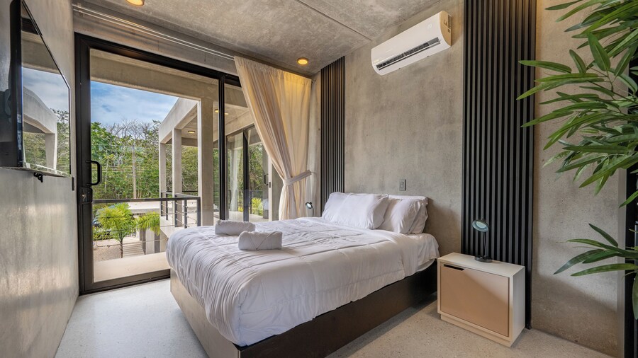 NELBLU FLAMINGO SUITES