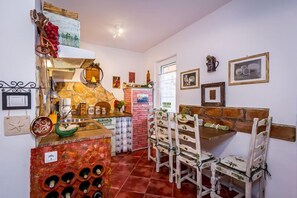 Dining - Apartments Šandor (100051-A7) - Liznjan (Liznjan)