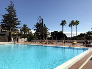 Pool - Charmante Wohnung mit Meerblick in San Agustin by Interhome (Maspalomas)