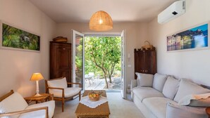 Living area - CASA LIMONAIA - Where the sea speaks to you and silence embraces your soul (Rapallo)