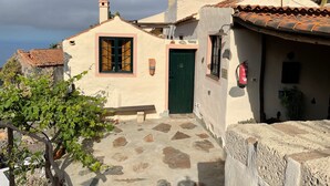 Exterior detail - Casa Verde mit Whirlpool, Sauna und Garten by Interhome (El Jaral)