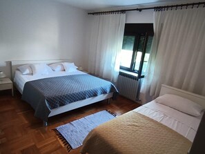 Internet, bed sheets - Apartment Zdenka (16096-A1) - Pula (Pula)