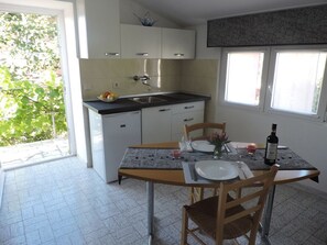 Fridge, coffee/tea maker, cookware/dishes/utensils - Apartment Stari (16125-A1) - Krnica (Pula) (Krnica (Pula))