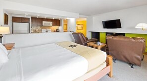 Iron/ironing board, free WiFi, bed sheets - Cozy Studio Condo w/ Fireplace & GREAT Amenities! (Keystone)