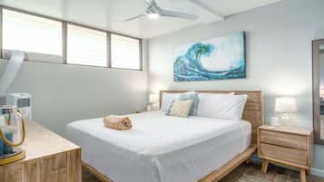 Apartment, Mehrere Betten, Balkon, Meerblick (Maui Parkshore 410) | 2 Schlafzimmer, individuell dekoriert, individuell eingerichtet