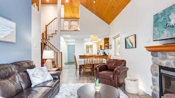 Téléviseur connecté, foyer, livres