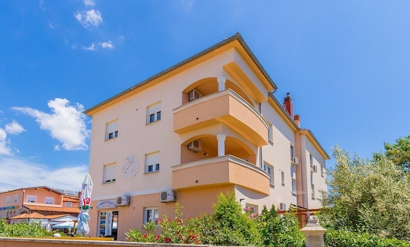 Exterior - Apartments Cukon (16136-A6) - Medulin (Medulin)