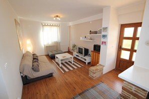 TV - Apartment Suran (16143-A1) - Fazana (Fazana)