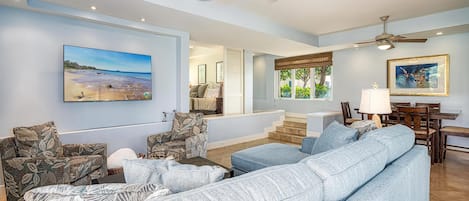 Apartment, Mehrere Betten, Balkon, Gartenblick (The Palms at Wailea 705) | Wohnbereich