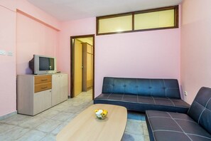 TV, ping pong - Apartments Aldo (16178-A3) - Banjole (Banjole)