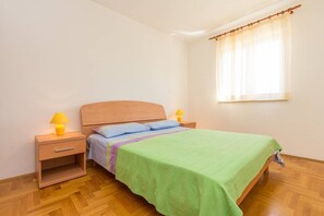 Internet, bed sheets - Apartments Verde (16211-A1) - Premantura (Premantura)