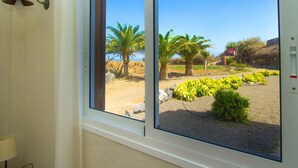 Unclassified image, 4 of 18, button - Haus am Meer in Garachico by Interhome (La Caleta de Interian)