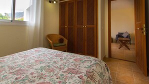 Unclassified image, 5 of 18, button - Haus am Meer in Garachico by Interhome (La Caleta de Interian)