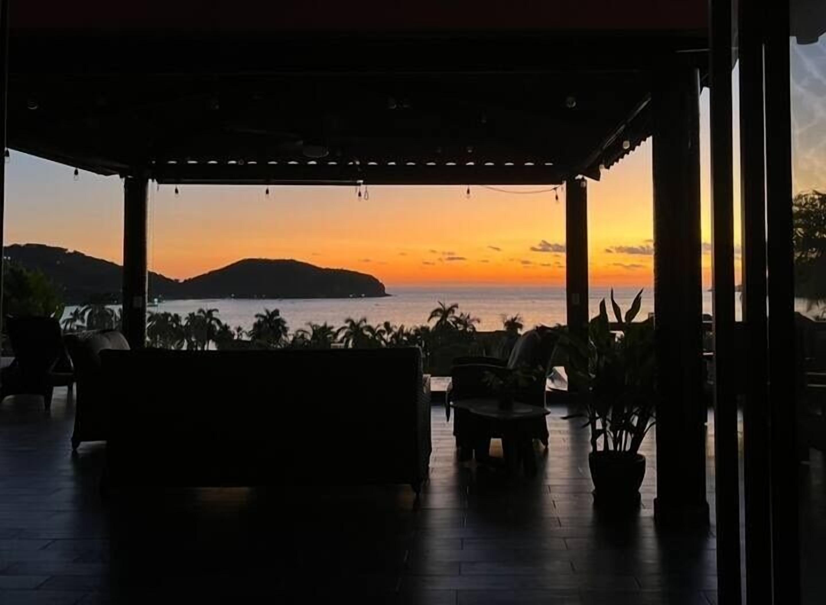 高級樓中樓客房, 海灘景 | 客廳