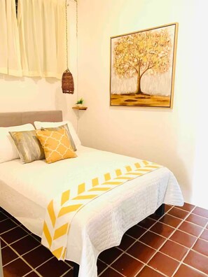 Loft standard, vista para a praia | Escrivaninha, espaço de trabalho para notebook