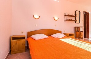 Internet, bed sheets - Apartments Samia (16259-A1) - Medulin (Medulin)