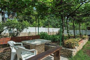 Outdoor dining - Apartment Ratko (16257-A2) - Medulin (Medulin)