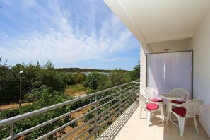 Outdoor dining - Apartments Mauri (16295-A2) - Pula (Pula)