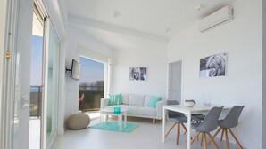 Dining - Schöne Ferienwohnung mit tollem Ausblick by Interhome (Marbella)