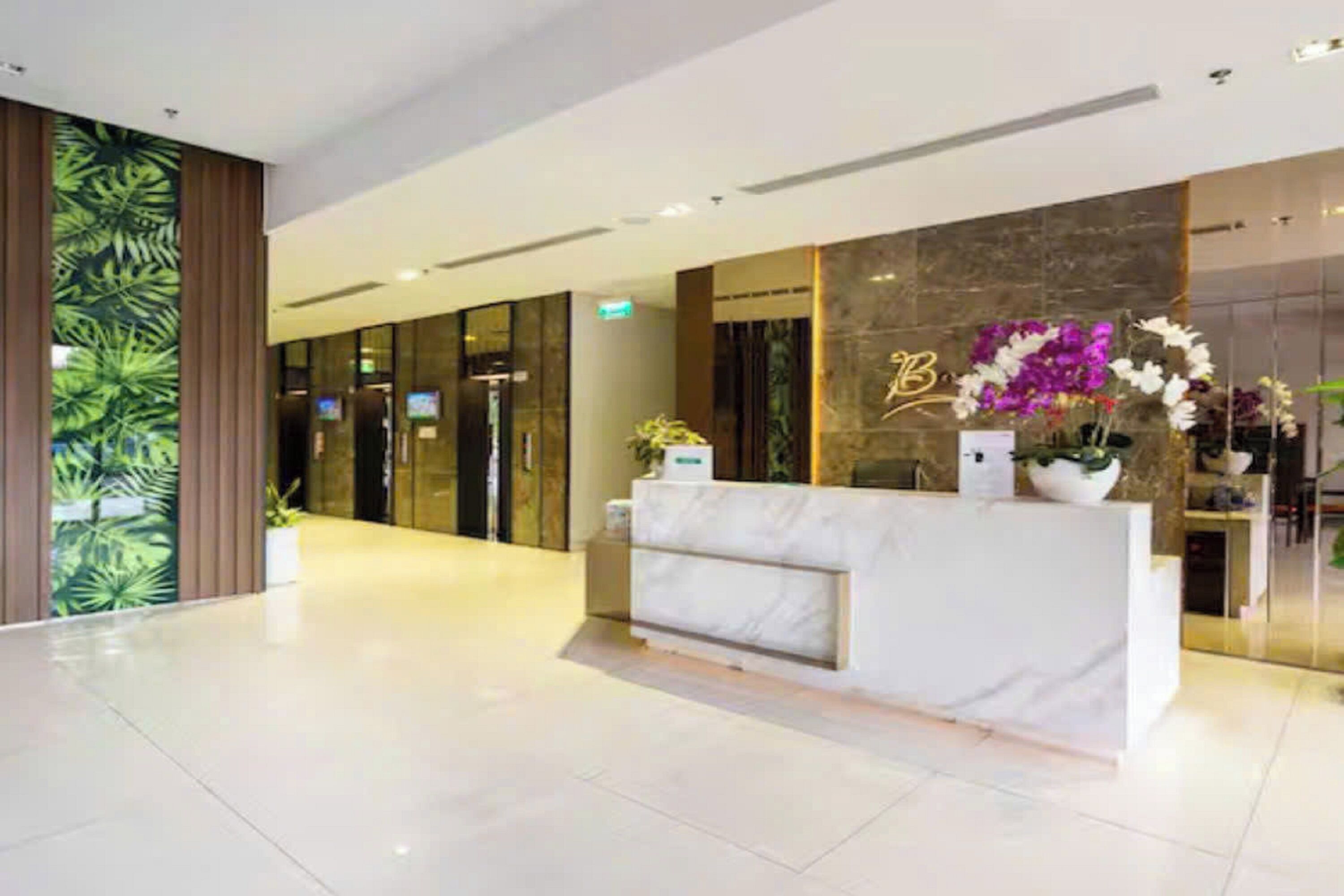 Quầy tiếp tân