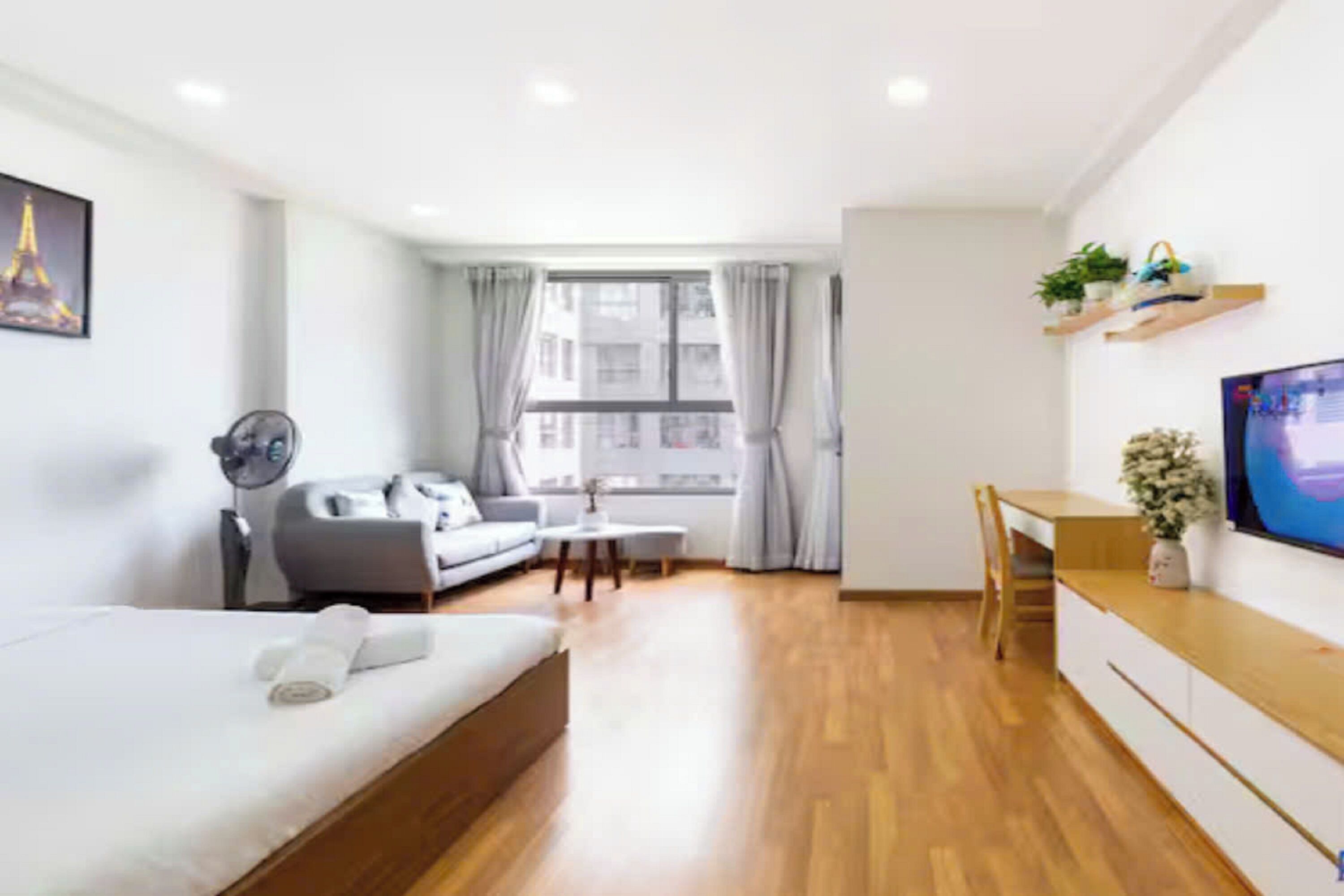 Phòng Suite cơ bản, 1 phòng ngủ, quyền sử dụng Club Lounge, quang cảnh thành phố | Bộ trải giường bằng vải cotton Ai Cập, bộ đồ giường cao cấp 