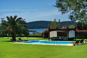 Pool - Villa Sunny Flowers (16659-K1) - Medulin (Medulin)