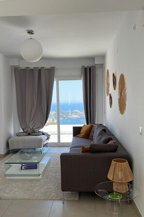 TV - Villa "Super lux" mit privatem Pool by Interhome (Almuñécar)
