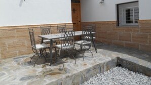 Outdoor dining - mit Garten und gemeinsamem Pool by Interhome (Cuevas del Campo)