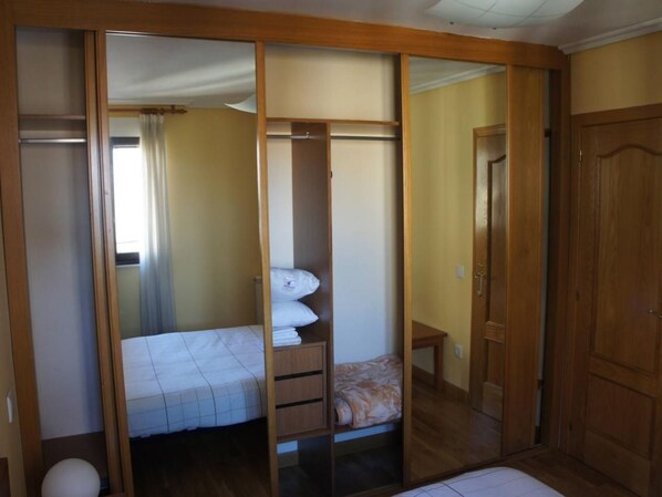 1 Schlafzimmer, Internetzugang
