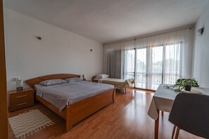 2 Schlafzimmer, Internetzugang, Bettwäsche