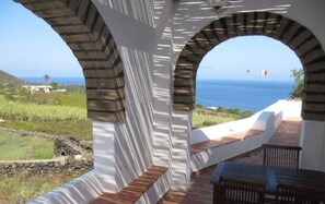 Outdoor dining - "Dammuso Ginestra by Interhome (Pantelleria)