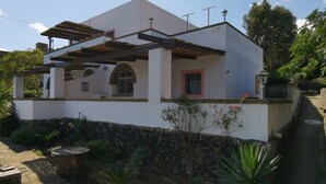 Unclassified image, 3 of 32, button - Wohnung 'Alba6' mit Privatparkplatz by Interhome (Pantelleria)