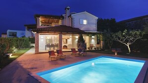 Pool - Villa Sunset (16852-K1) - Novigrad (Novigrad)