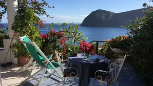 Outdoor dining - flach D by Interhome (Eolie Lipari)